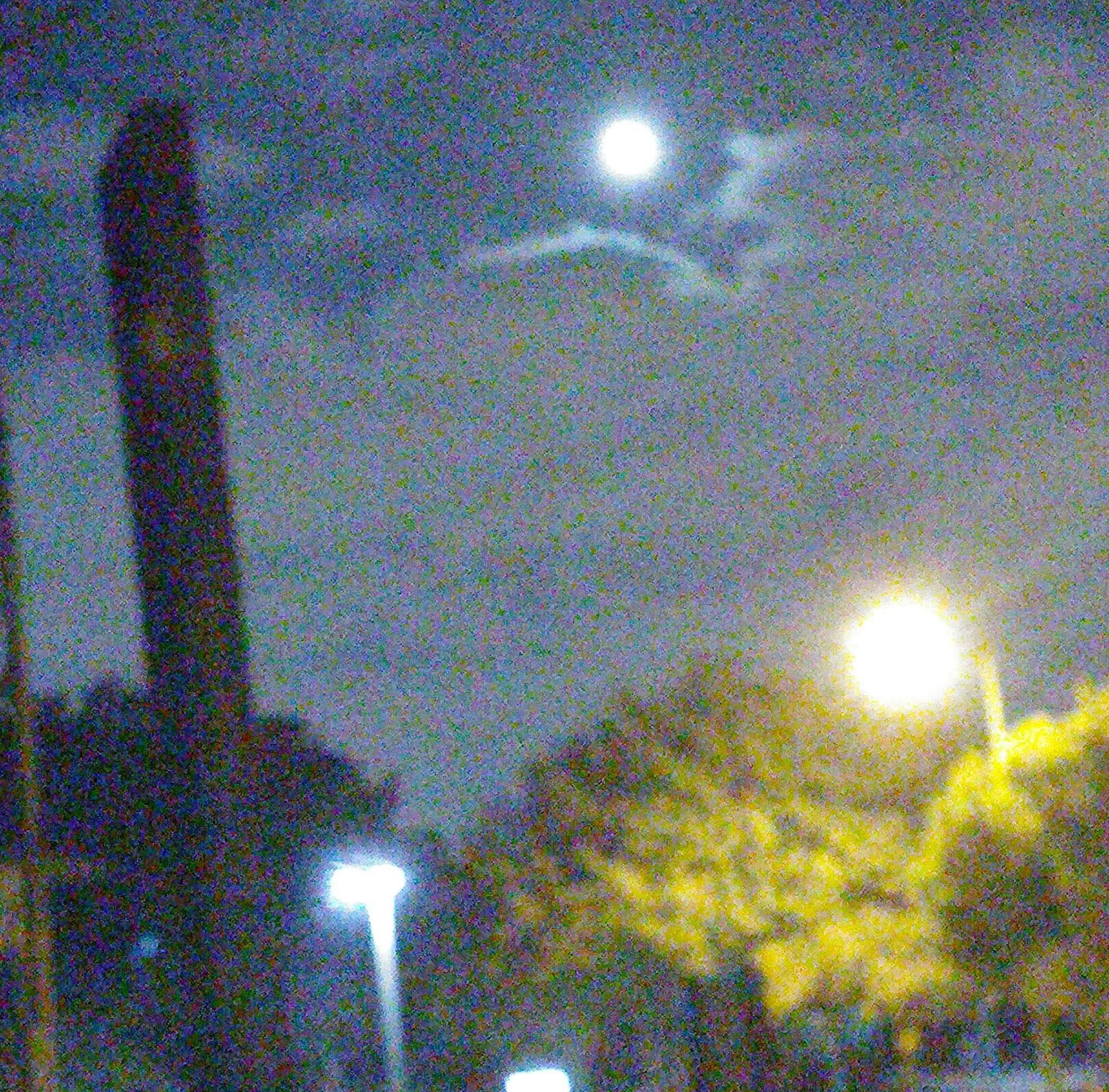 לכתוב ולצייר ירח שירים- שולמית ספיר-נבו 🌙 😊 🌛😍 ציורים וצילומים- אירית סלע גבורי by Shulamit Sapir-Nevo - Illustrated by אירית סלע גבורי - Ourboox.com