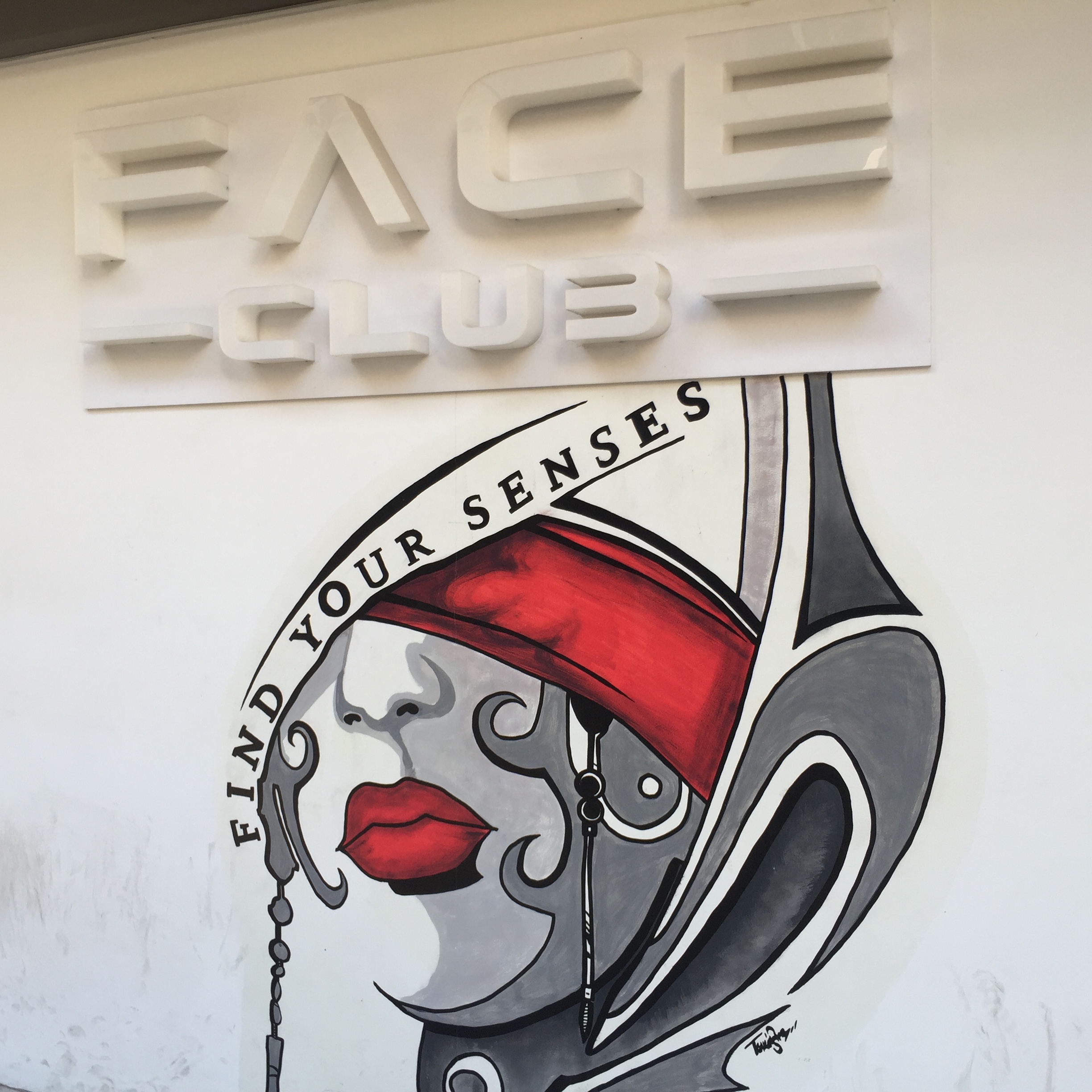 Morning Walks in Heraklion, Crete by Mel Rosenberg - מל רוזנברג - Ourboox.com