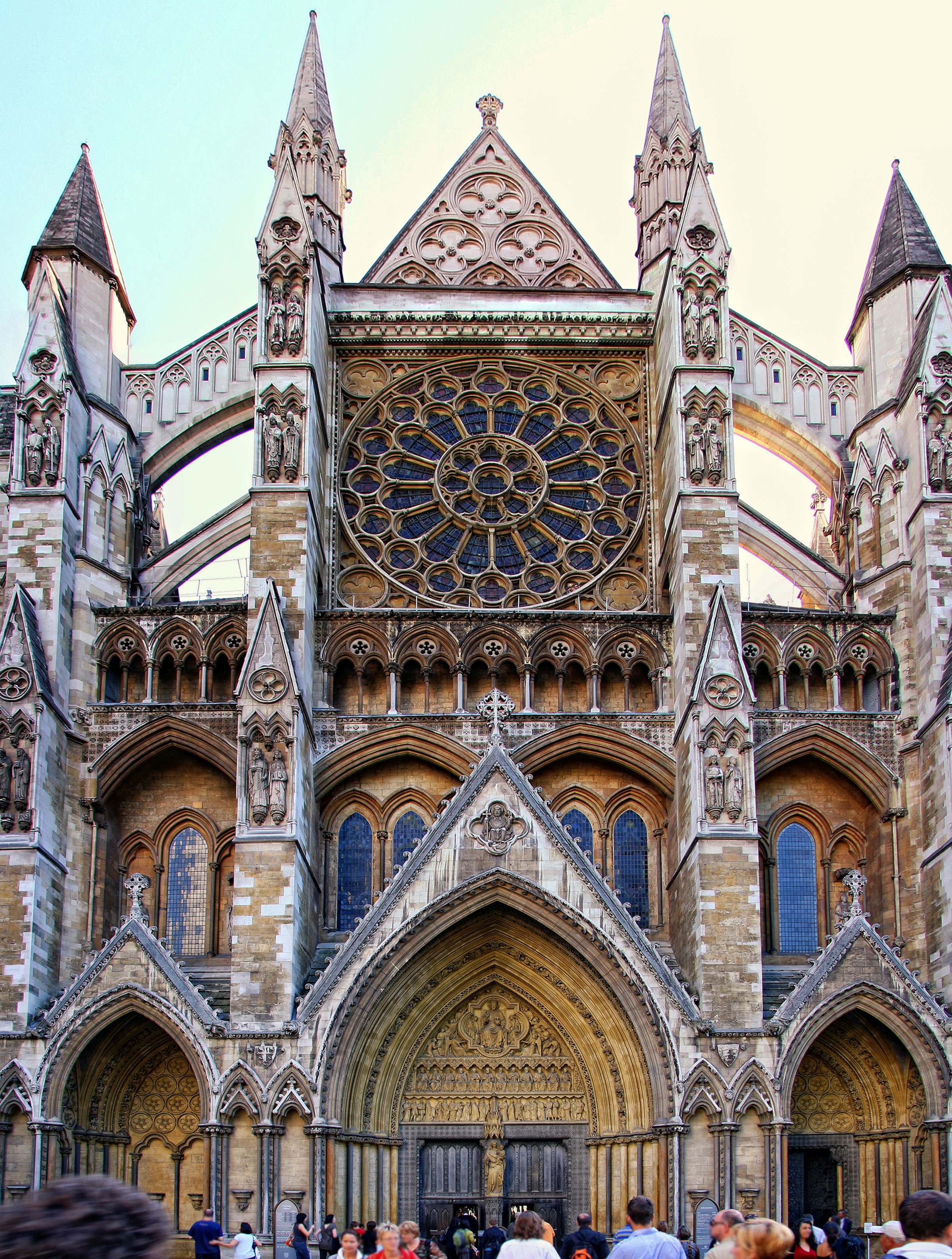 London by Lyubov - Illustrated by Lyubov Davydenko - Ourboox.com