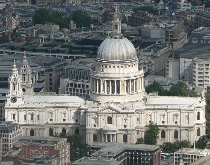 London by Lyubov - Illustrated by Lyubov Davydenko - Ourboox.com