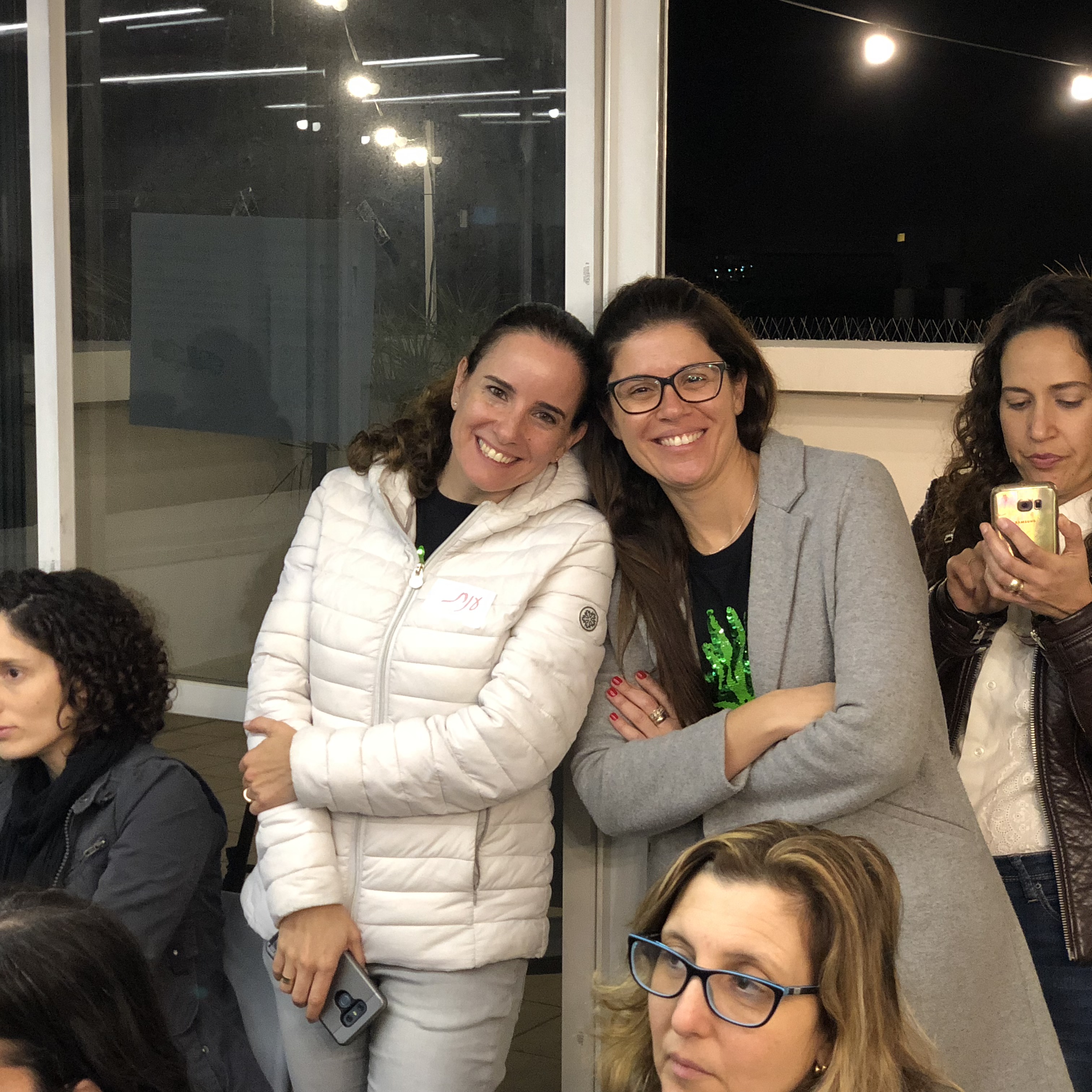 Ananas at Shenkar College – Trying to Forge a Fruity Future for Education by Mel Rosenberg - מל רוזנברג - Ourboox.com