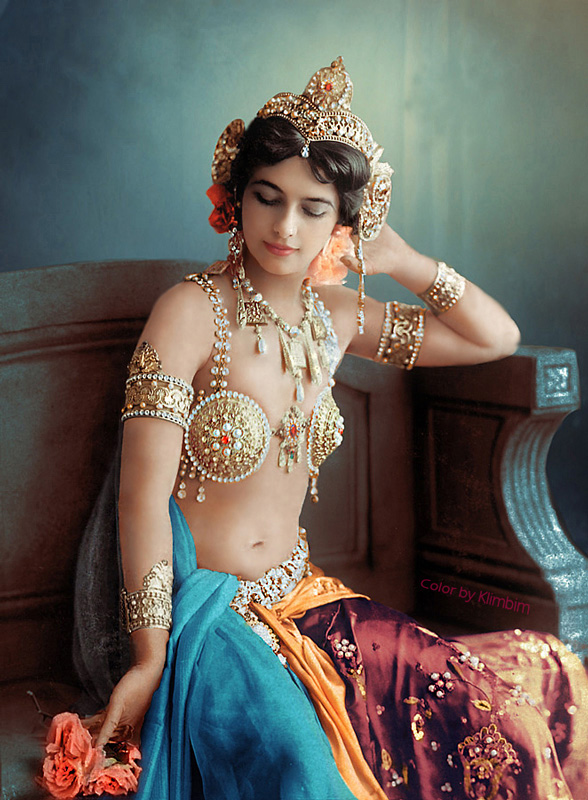 Mata Hari by Olga Shirnina - Illustrated by Olga Shirnina - Ourboox.com