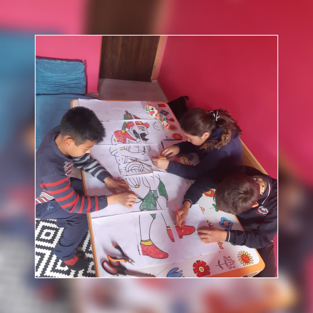 KARAGÖZ VE HACİVAT GÖLGE OYUNU İLE DEMOKRASİ VE DEĞERLER EĞİTİMİ by ESRA DiLBAZ - Illustrated by ESRA DİLBAZ AFŞAR İLKOKULU İNGİLİZCE ÖĞRETMENİ- MÜDÜR YARDIMCISI - Ourboox.com