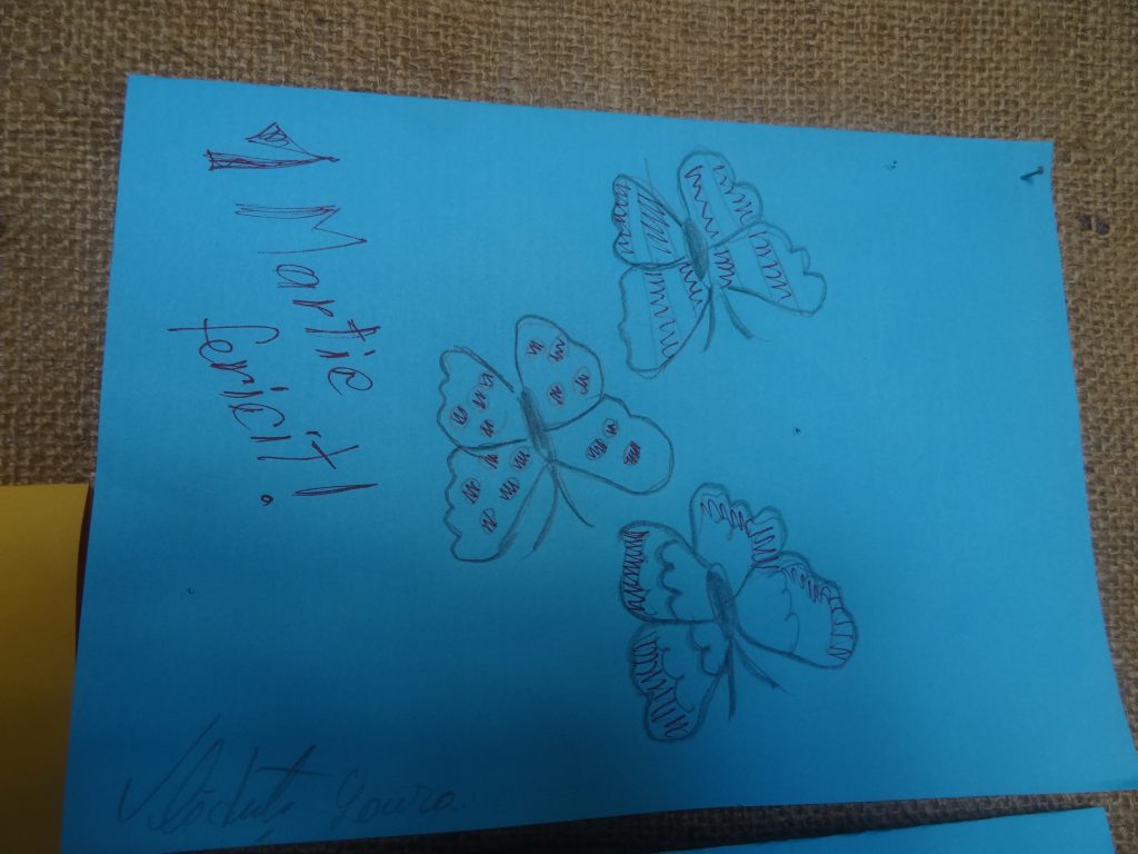 Spring holiday days by Anamaria Golumbeanu - Illustrated by 5th grade students of ION TUCULESCU Secondary School, Craiova, Romania - Ourboox.com