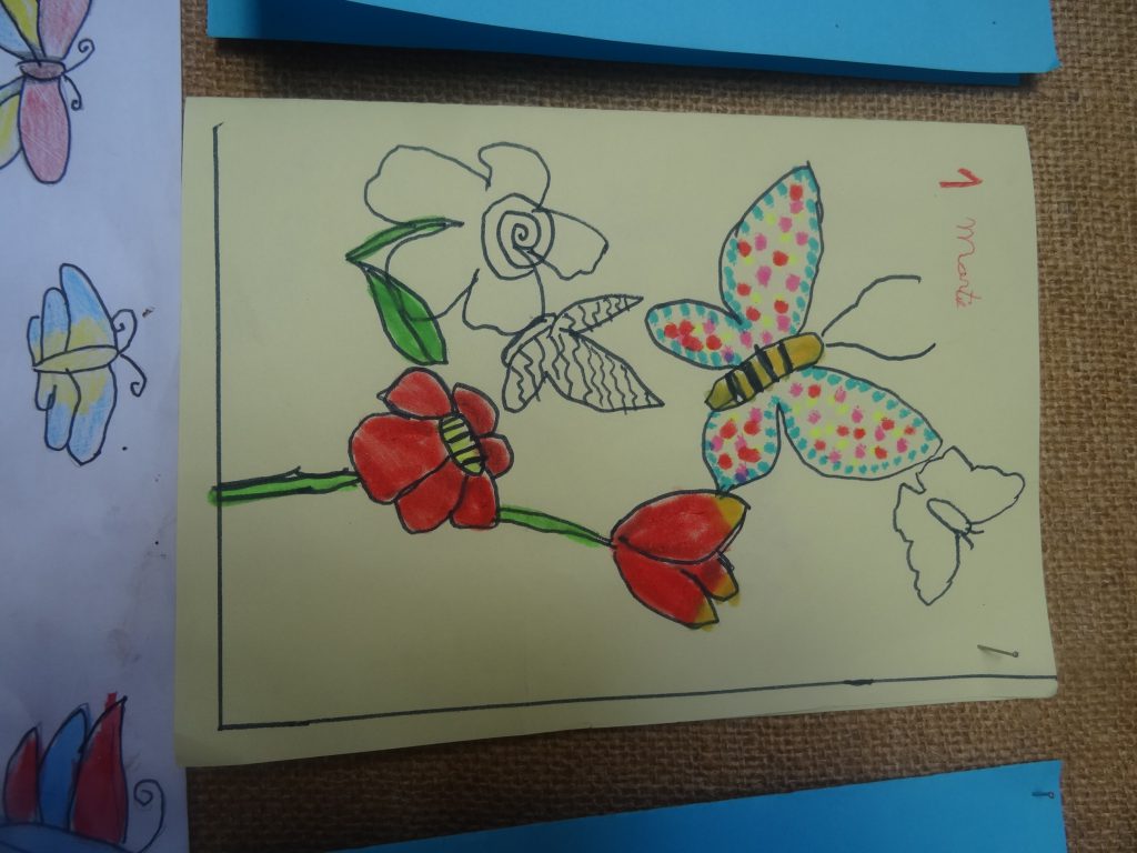 Spring holiday days by Anamaria Golumbeanu - Illustrated by 5th grade students of ION TUCULESCU Secondary School, Craiova, Romania - Ourboox.com