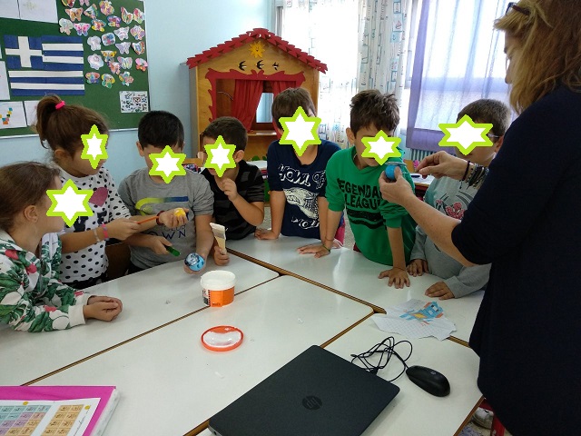 Photos from students’work about space and tecnology by Margarita Dakoronia - Ourboox.com