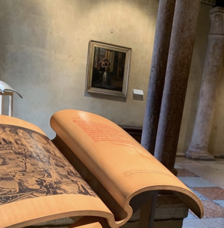 Our trip in Verona by Lucrezia, Anastasia & Raffaele - Ourboox.com