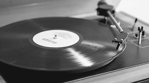 Broken Records by Robinson Terry - Illustrated by Clip Art - Ourboox.com