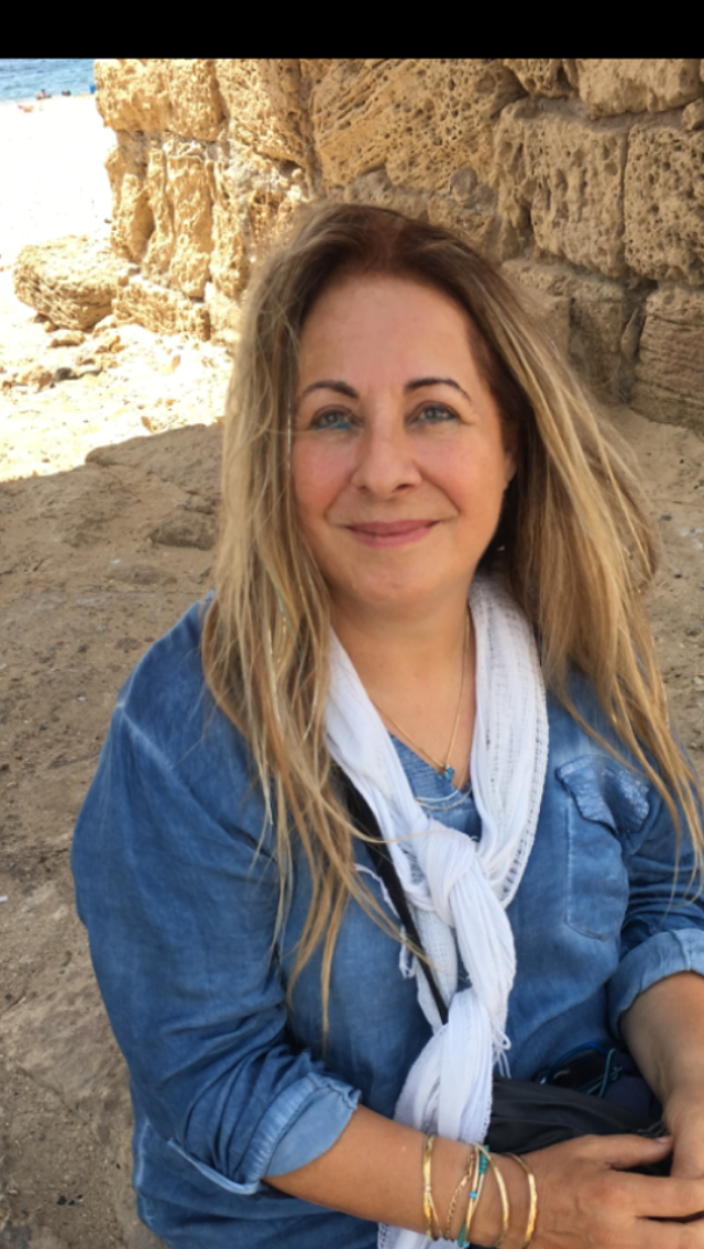 Israel the Land of my Heart by Shulamit Sapir-Nevo - Illustrated by shulamit Sapir-Nevo - Ourboox.com