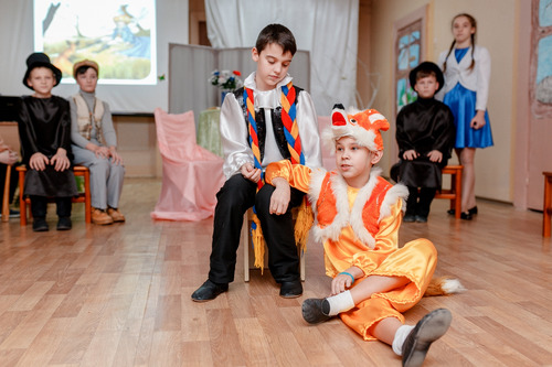 Театр-студія «Долоні» як засіб розкриття творчого потенціалу учнів by Oksana Babenko - Illustrated by Бабенко Оксана Сергіївна - Ourboox.com