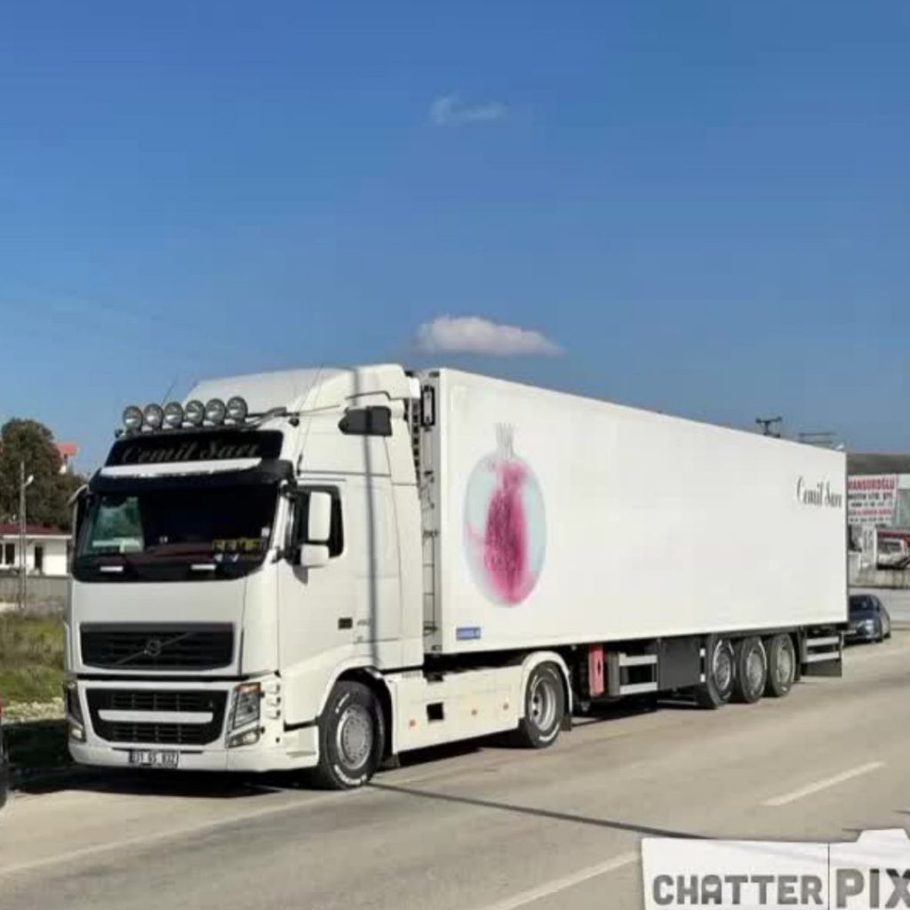 TRUCK