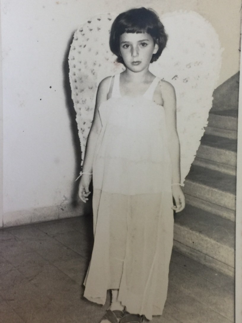 סבתא טלי בילדותה
