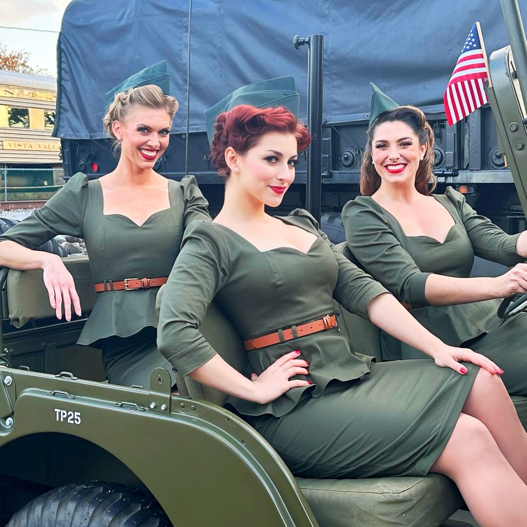 The Hollywood Dolls