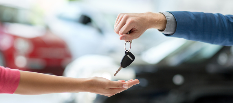 qué-hay-que-tener-en-cuenta-al-comprarse-un-coche-este-2020-1