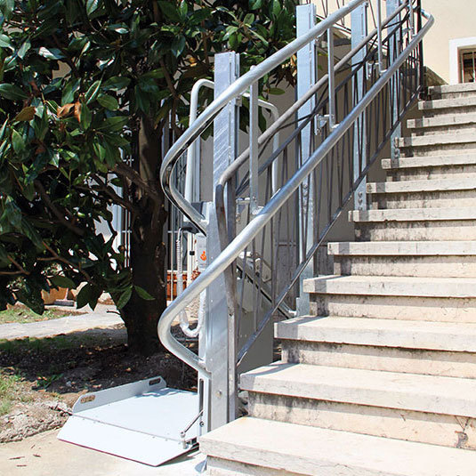 Stairlift Public 2S 1