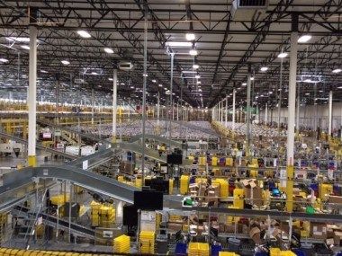 Amazon’o sandėlys – žvilgnis į vidų