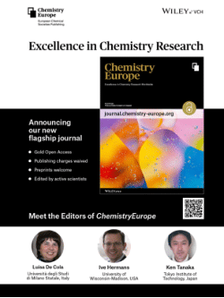 The Solute Polarization and Structural Effects on the Nonlinear Optical Response of Based Chromone Molecules