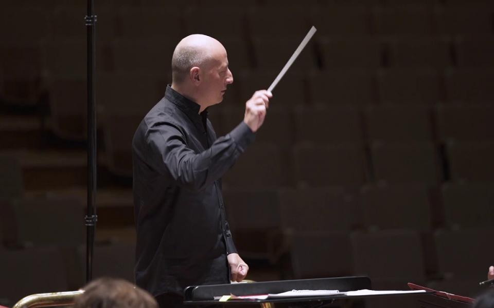 Paavo Järvi conducting Paavo Järvi conducting