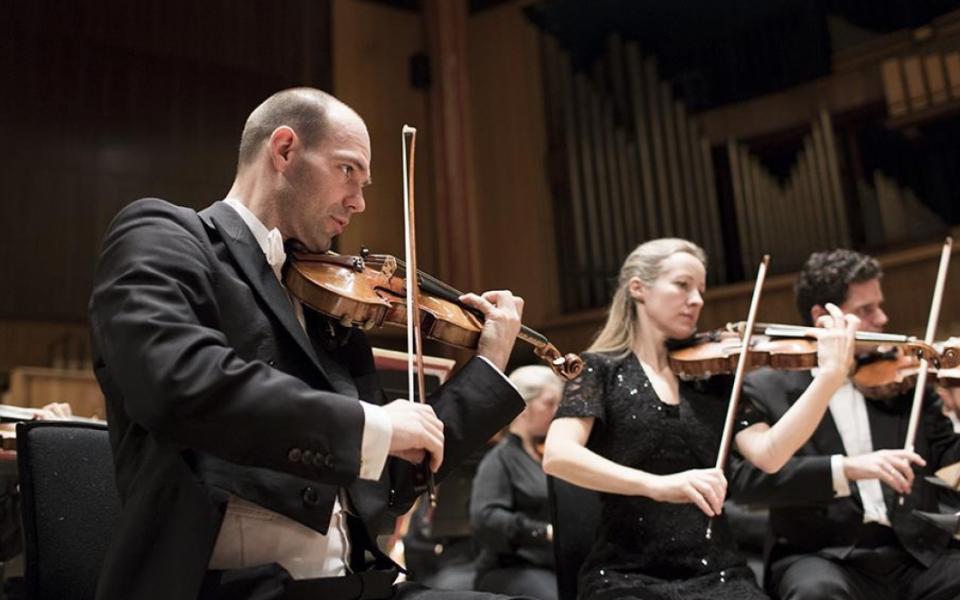 Zsolt-Tihamér Visontay leading the Orchestra Zsolt-Tihamér Visontay leading the Orchestra