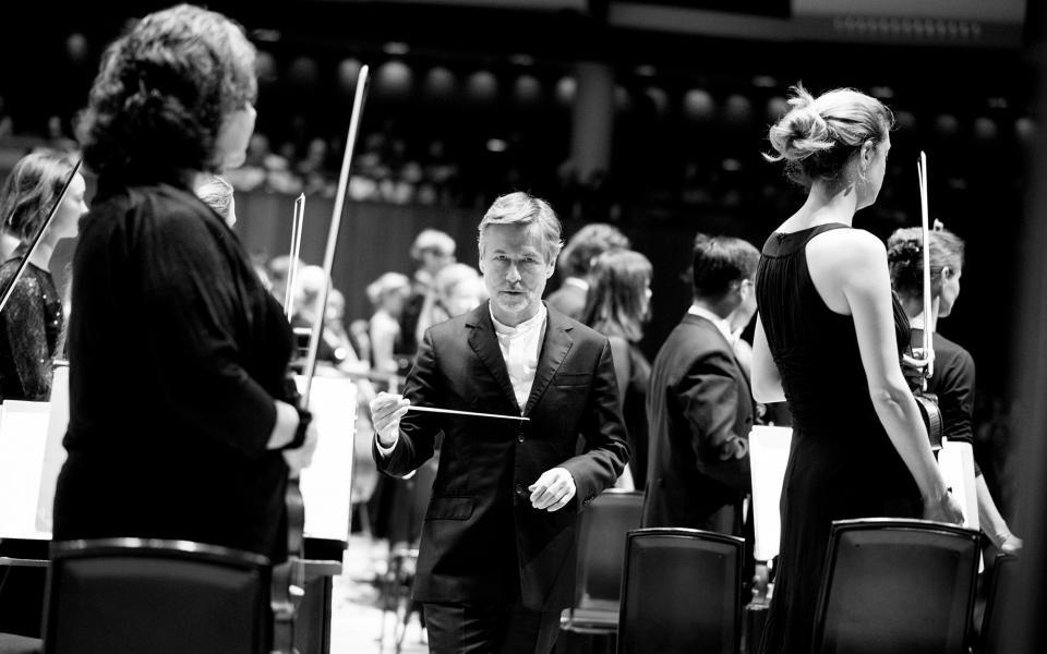 Esa-Pekka Salonen credit Camilla Greenwell A photo of conductor Esa-Pekka Salonen