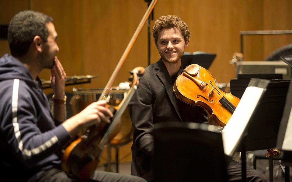 William Bender, viola, at Music of Today, credit Belinda Lawley William Bender, viola, at Music of Today