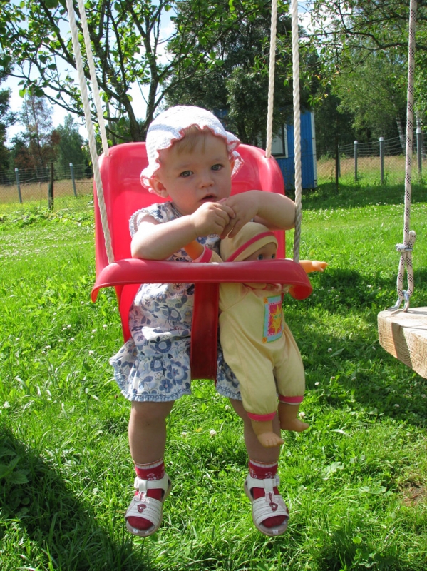 Верочке 1 годик.