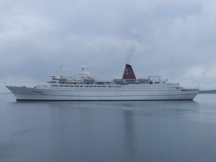Mona Lisa at anchor Kirkwall bay