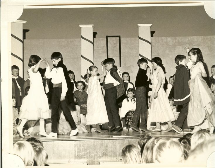 School play Kirkwall Primary