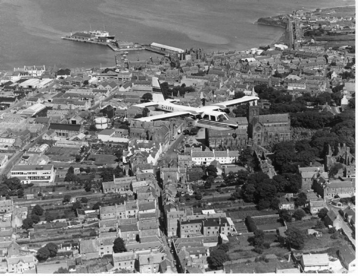 Loganair over Kirkwall