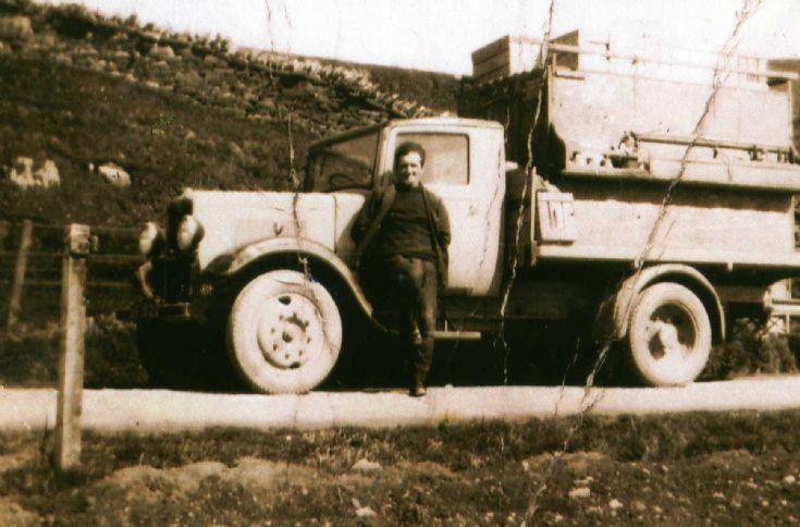 Co-op van in Rousay