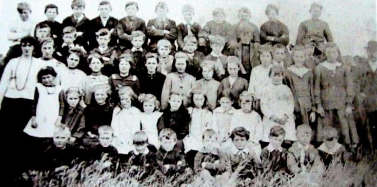 Birsay School Class Picture
