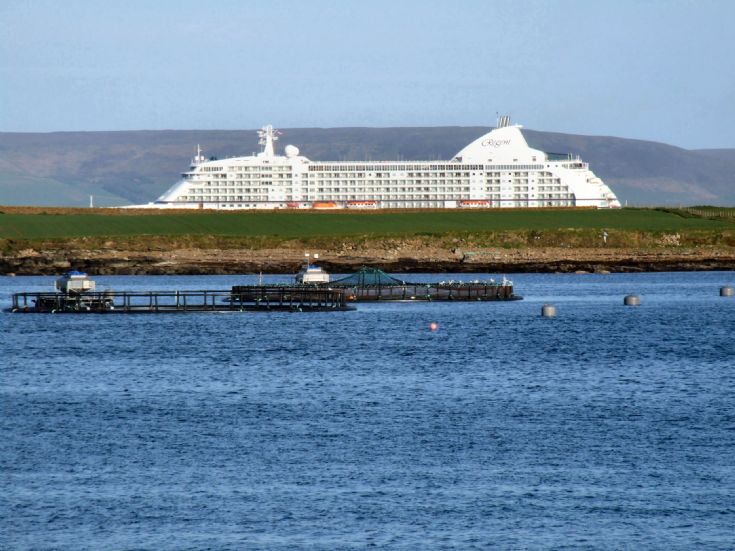 Seven Seas Voyager