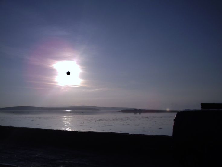 Sun over Hunda on Xmas day 2006