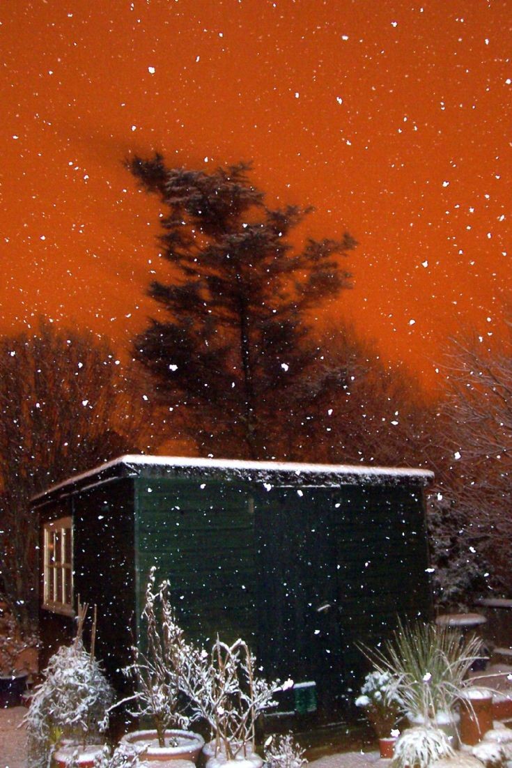 Red sky at night