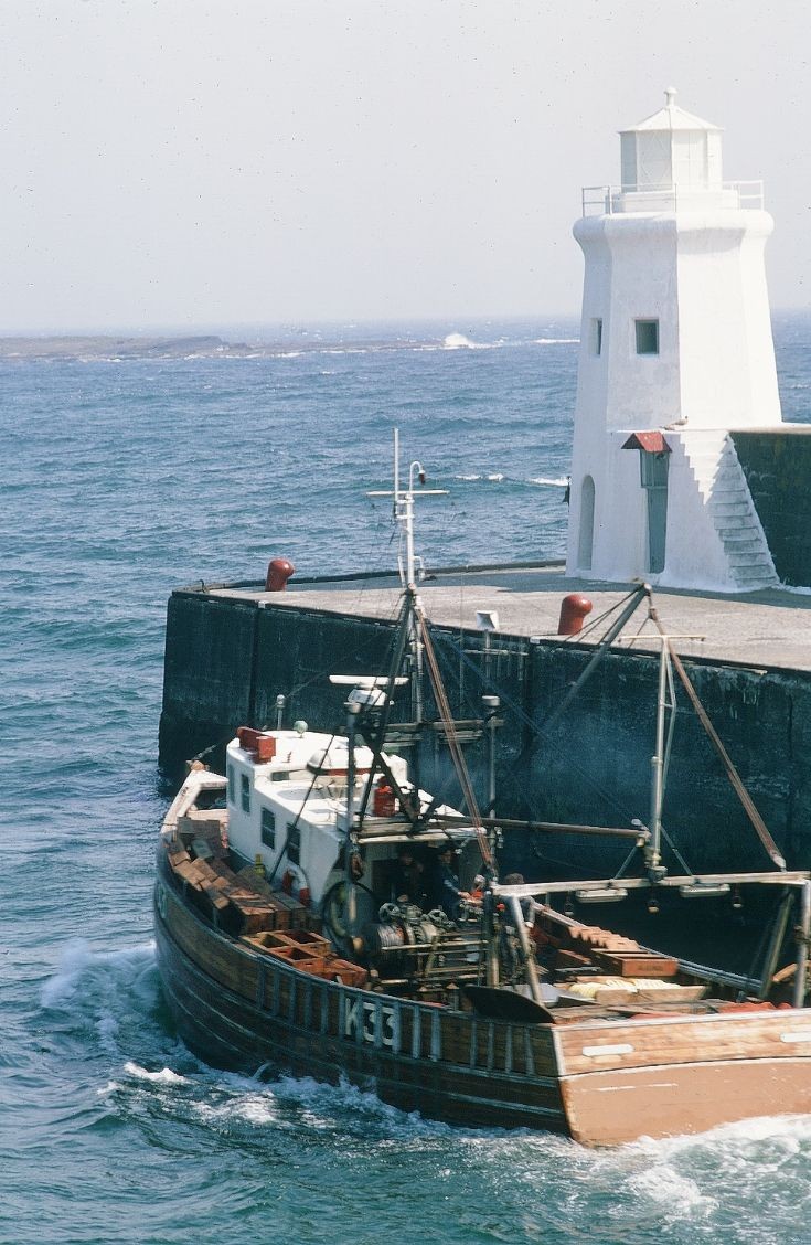 Kildinguie heading out to sea