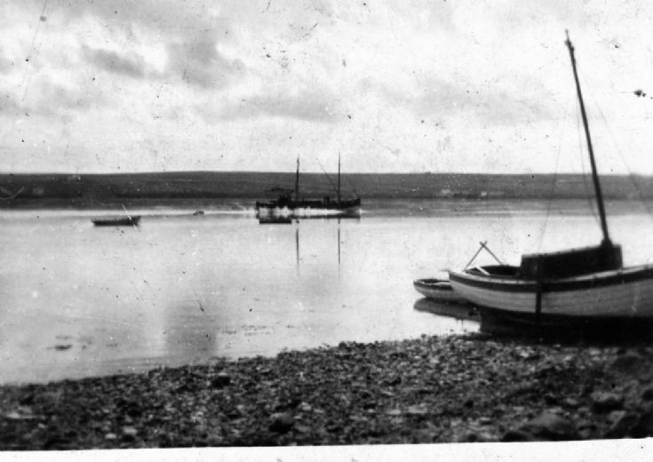 Watersound ferry on the beach?
