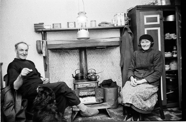 Gordon & Ina Watters, Fara