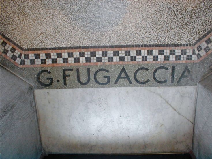 Soda Fountain doorway