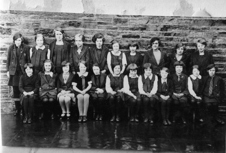 School or Girl Guides group, 1929