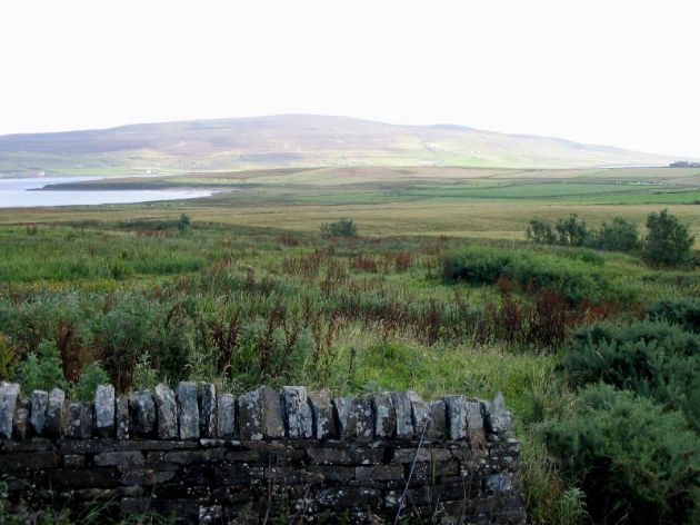 Aug 2004, looking towards Rousay from Evie