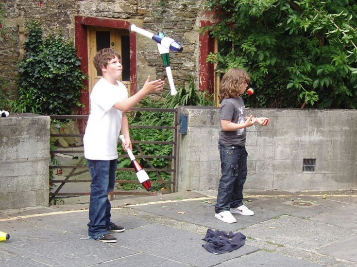 Young jugglers