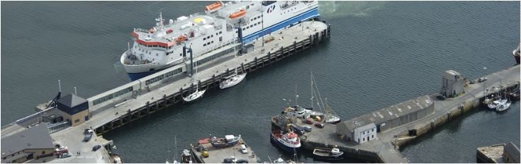 Hamnavoe approaching Stromness terminal