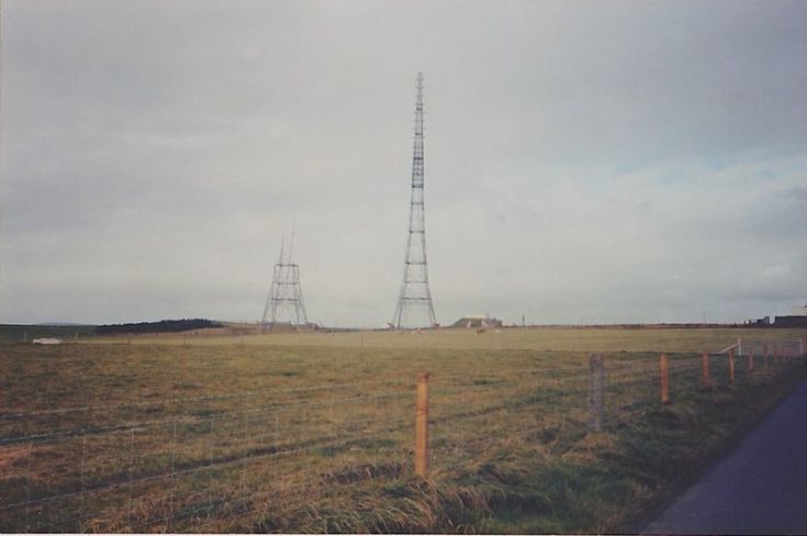 Netherbutton mast being taken down