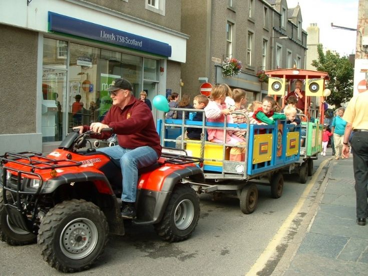 rotary train at St Magnus Fair 2003