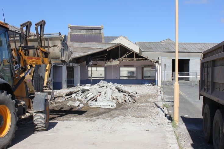Demolition of Scarthcentre