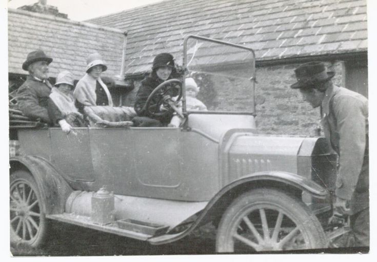 1915 Model T Ford at Millbrae St Andrews