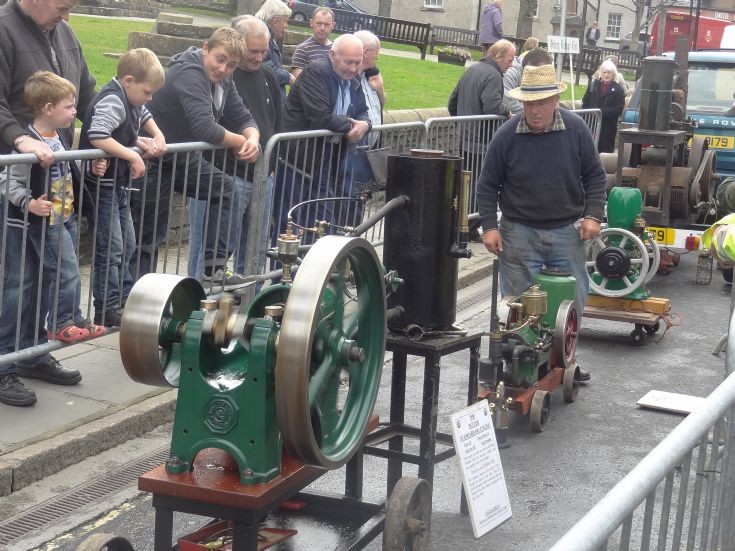 Angus Harcus and his machines