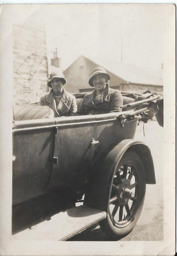 Barbara Wards (Meason) & Lizzie Tulloch