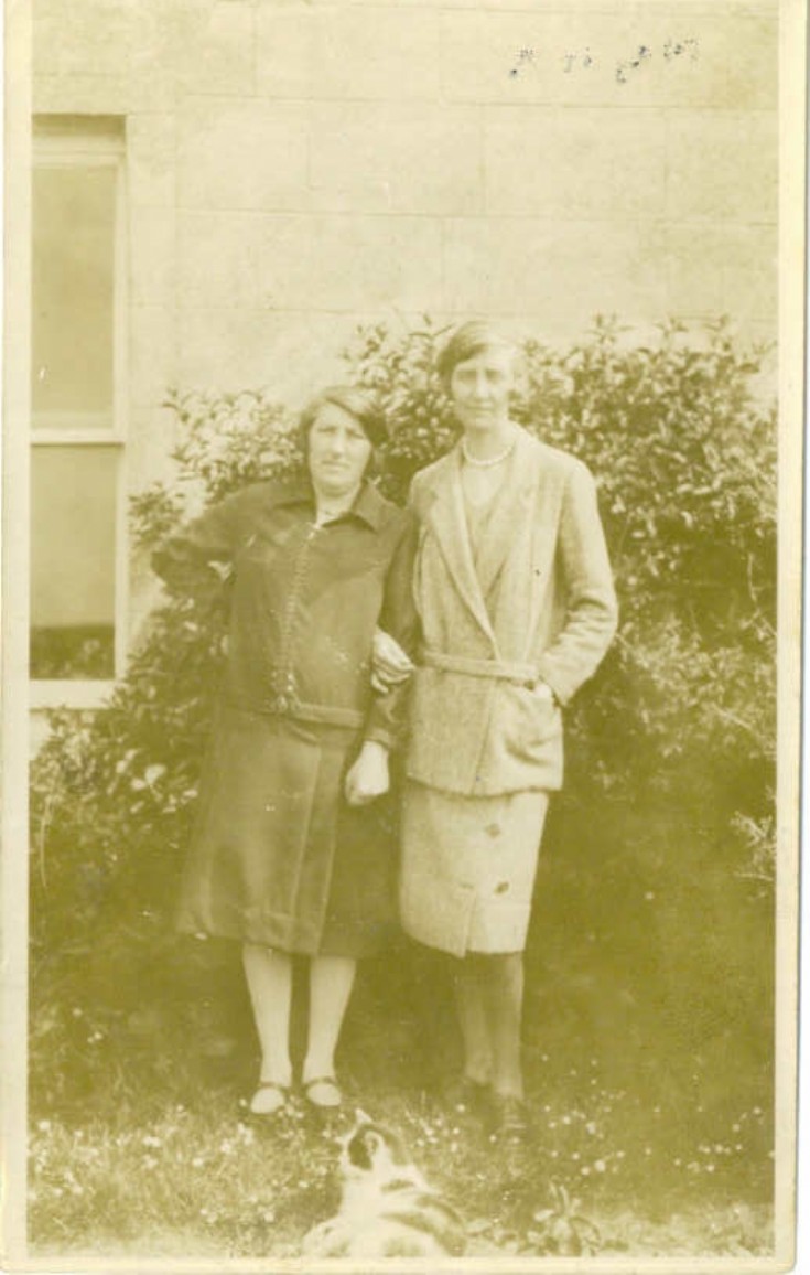 Lizzie Tulloch and Ethel ? at Scar