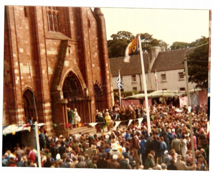 Queen Mother visit 1980s?